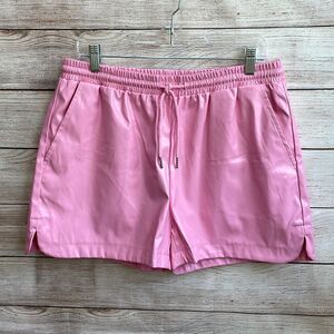 ENTRO‎ FAUX LEATHER SHORTS IN PINK